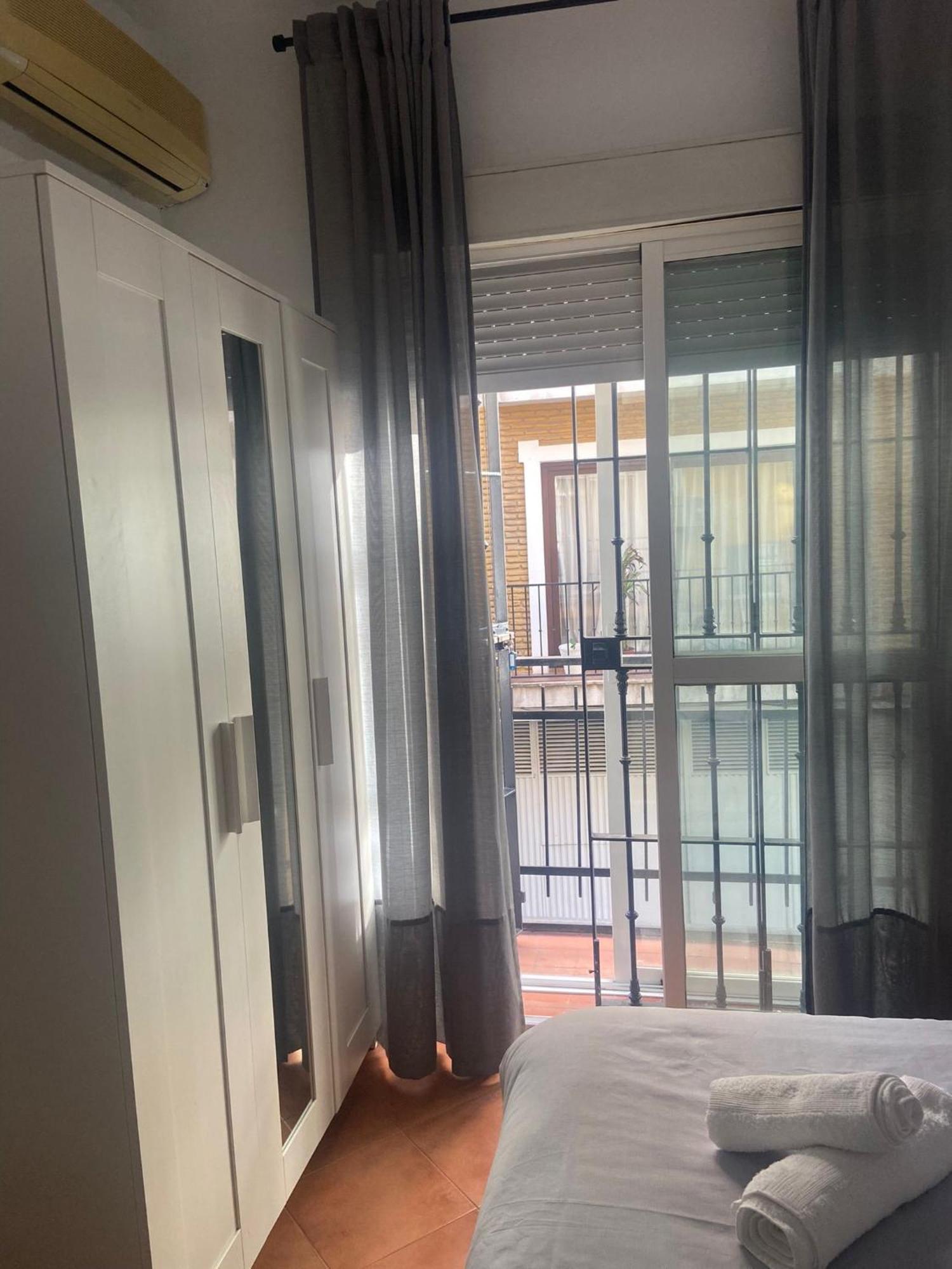 Apartamento Plaza De La Alfalfa Sevilla Buitenkant foto